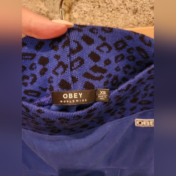 Obey matching set. Polo cropped top with pleated knit skirt. - Picture 3 of 5